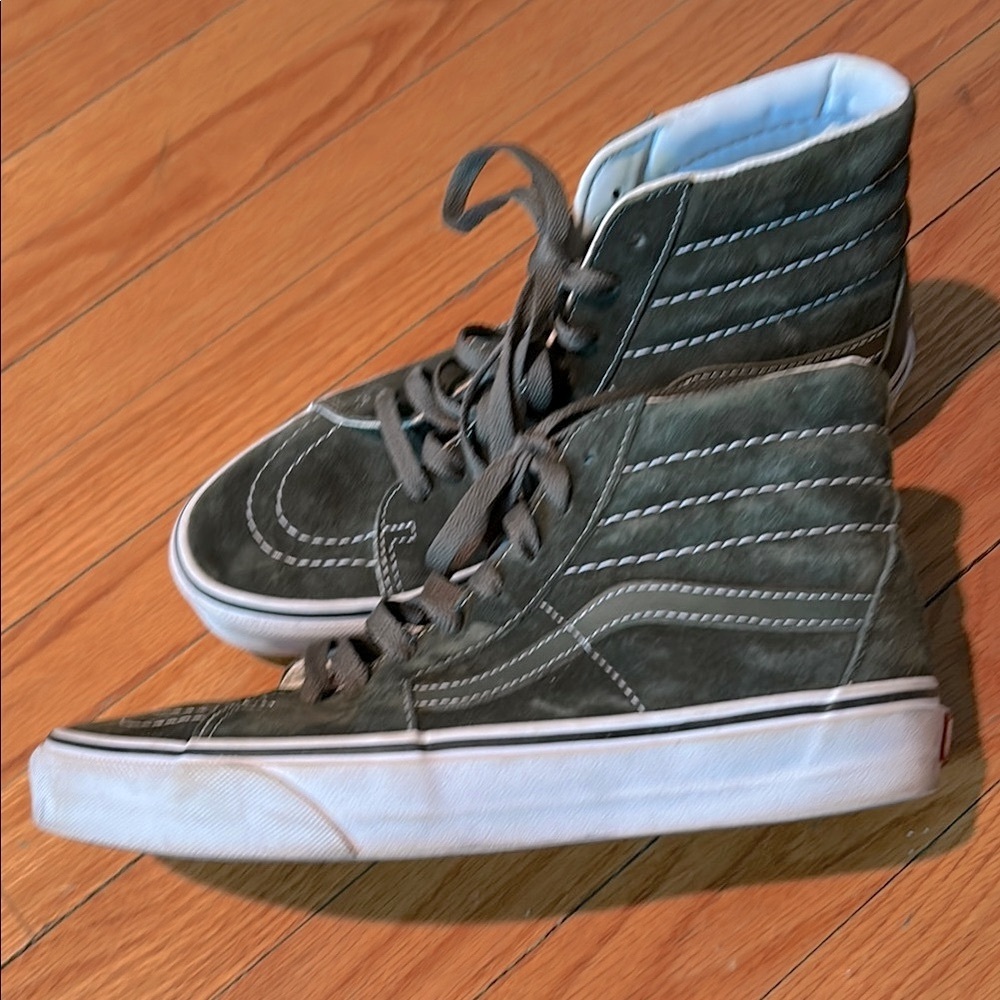 Vans Men's High-Top Sneakers - Black